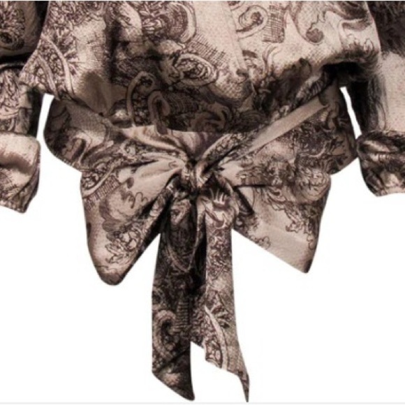 BCBG Max Azria Brown Beige L Baroque Print Long Sleeve Open Back Silk Blouse - Picture 3 of 12